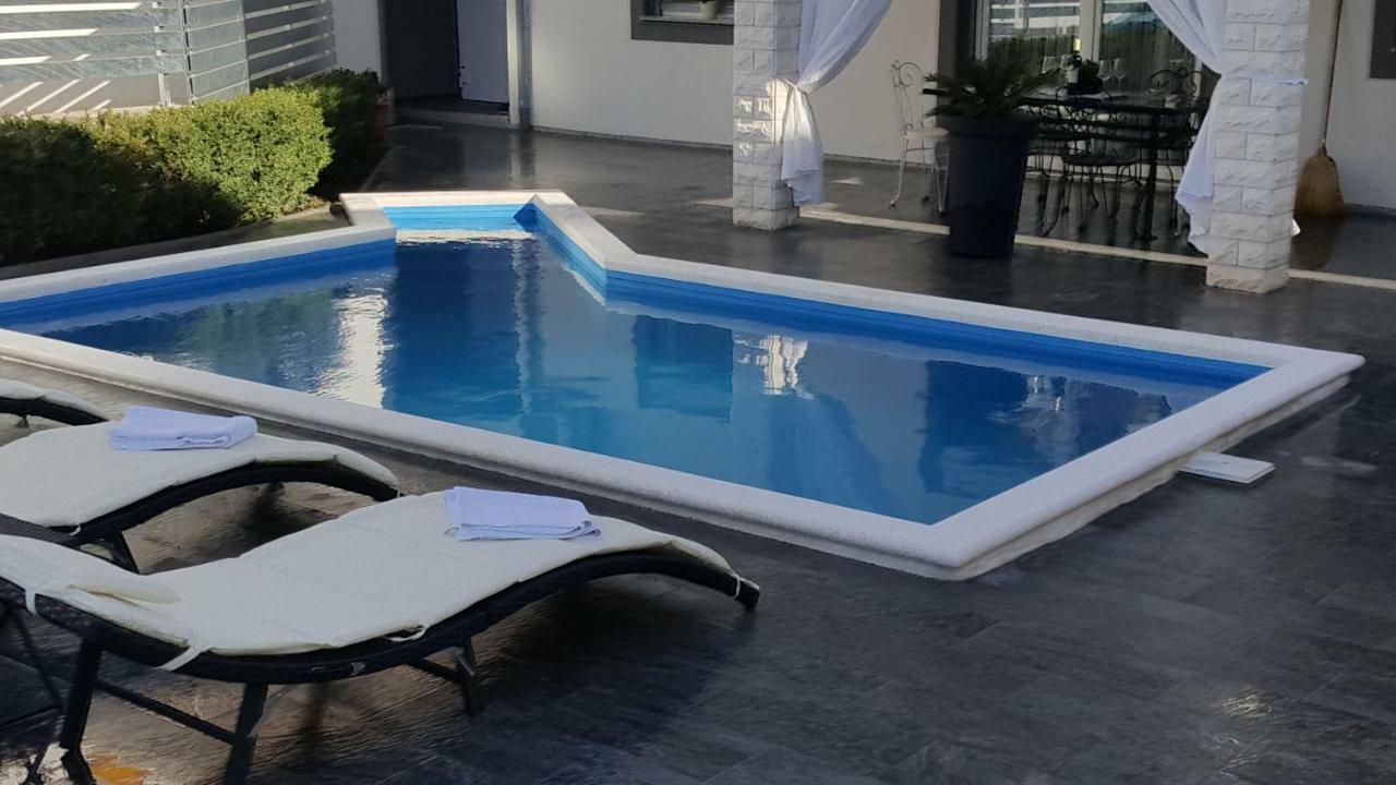 Apartment Mare โวดีเซ ภายนอก รูปภาพ
